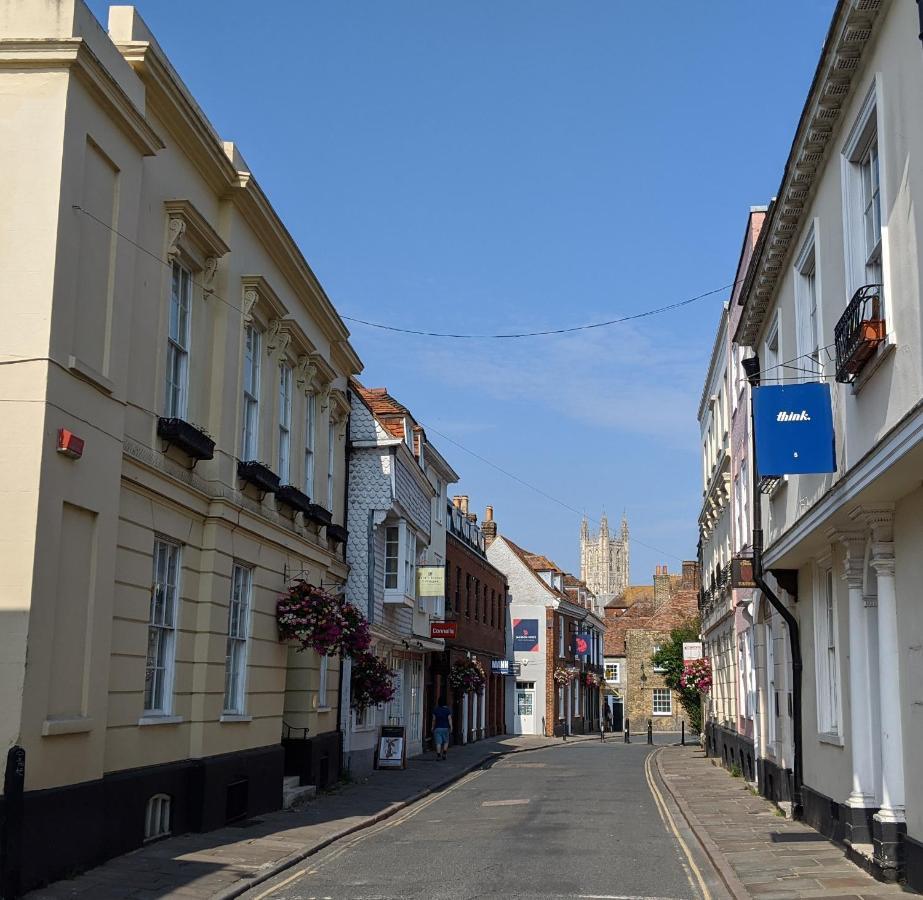 Hotel Number 8 Canterbury Esterno foto