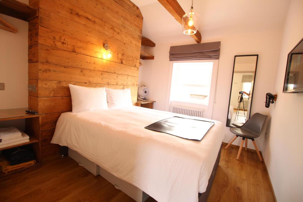 Hotel Number 8 Canterbury Esterno foto
