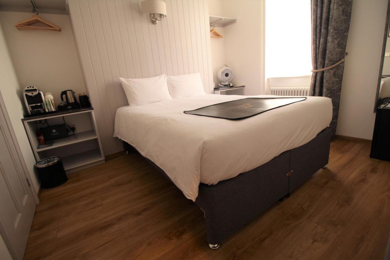 Hotel Number 8 Canterbury Esterno foto