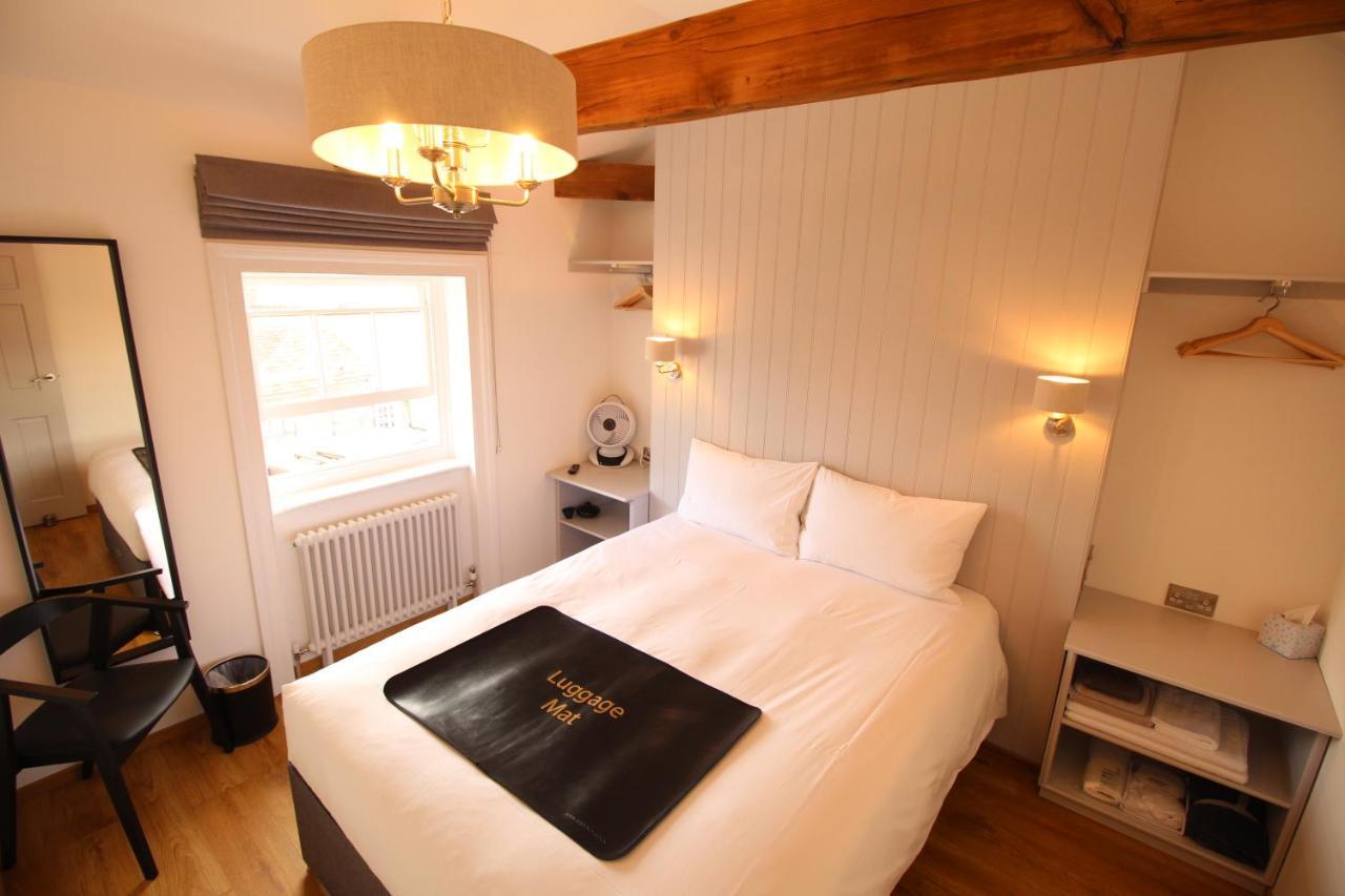 Hotel Number 8 Canterbury Esterno foto