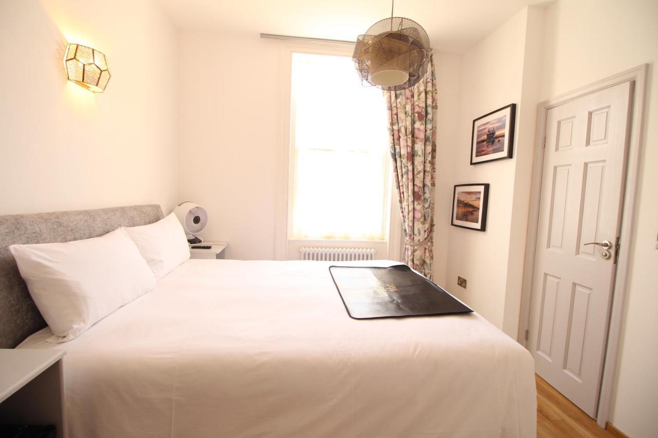 Hotel Number 8 Canterbury Esterno foto