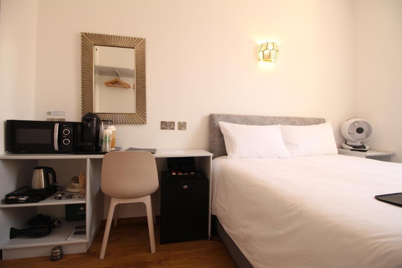Hotel Number 8 Canterbury Esterno foto
