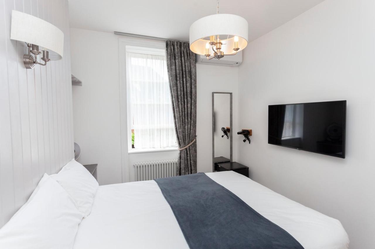 Hotel Number 8 Canterbury Esterno foto